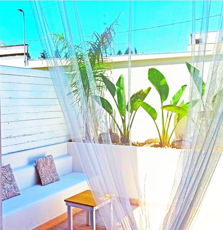 B&B Suites Via Del Mare Presicce Bagian luar foto