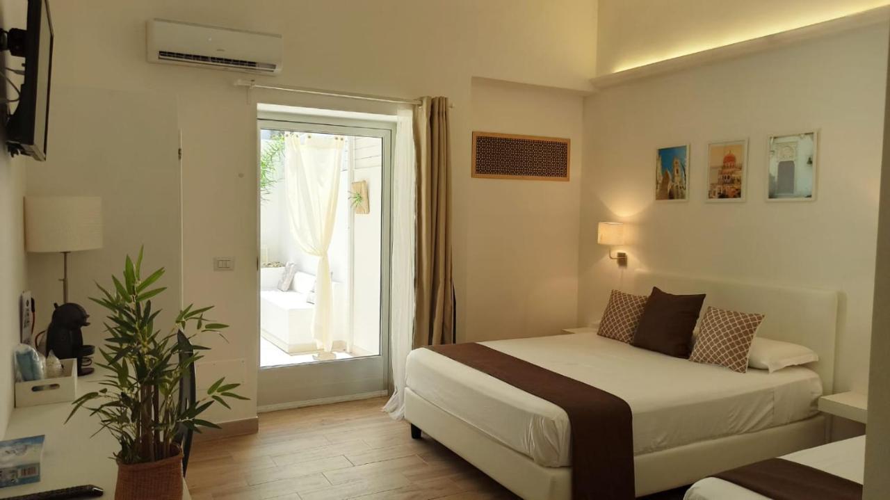 B&B Suites Via Del Mare Presicce Bagian luar foto