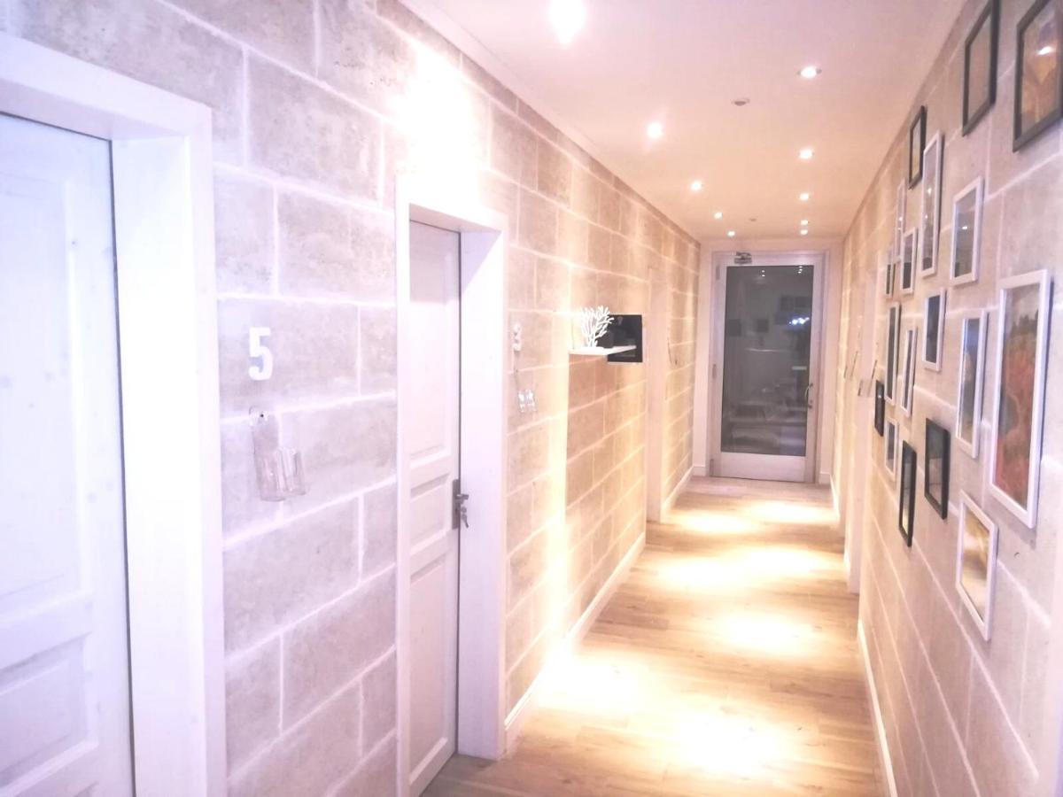 B&B Suites Via Del Mare Presicce Bagian luar foto