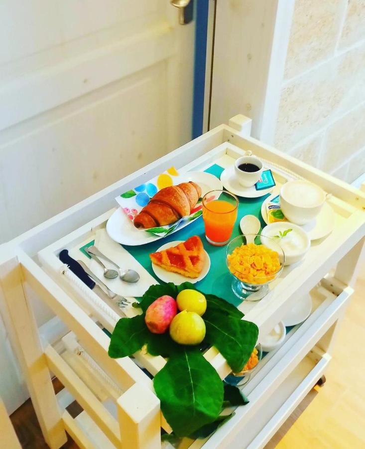 B&B Suites Via Del Mare Presicce Bagian luar foto
