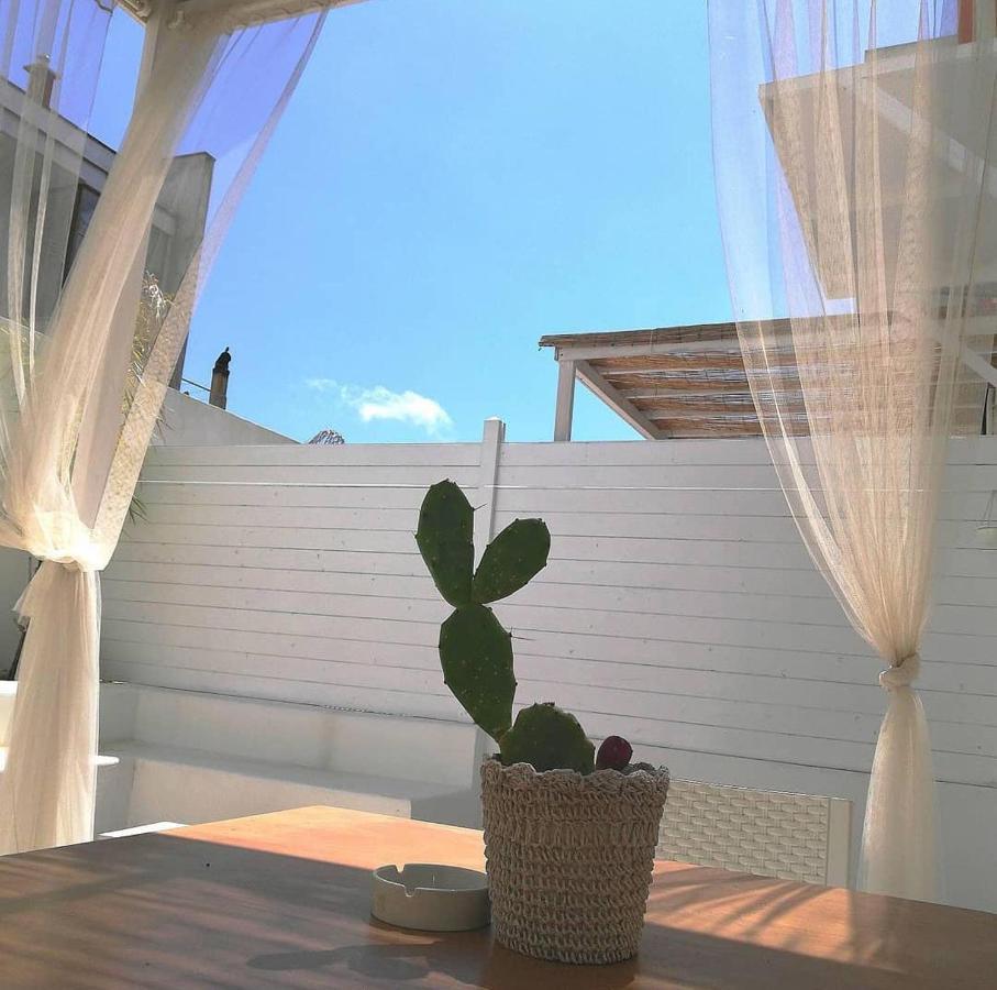 B&B Suites Via Del Mare Presicce Bagian luar foto