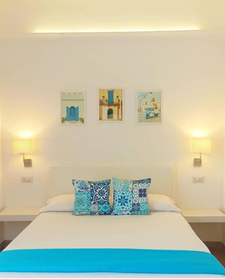 B&B Suites Via Del Mare Presicce Bagian luar foto