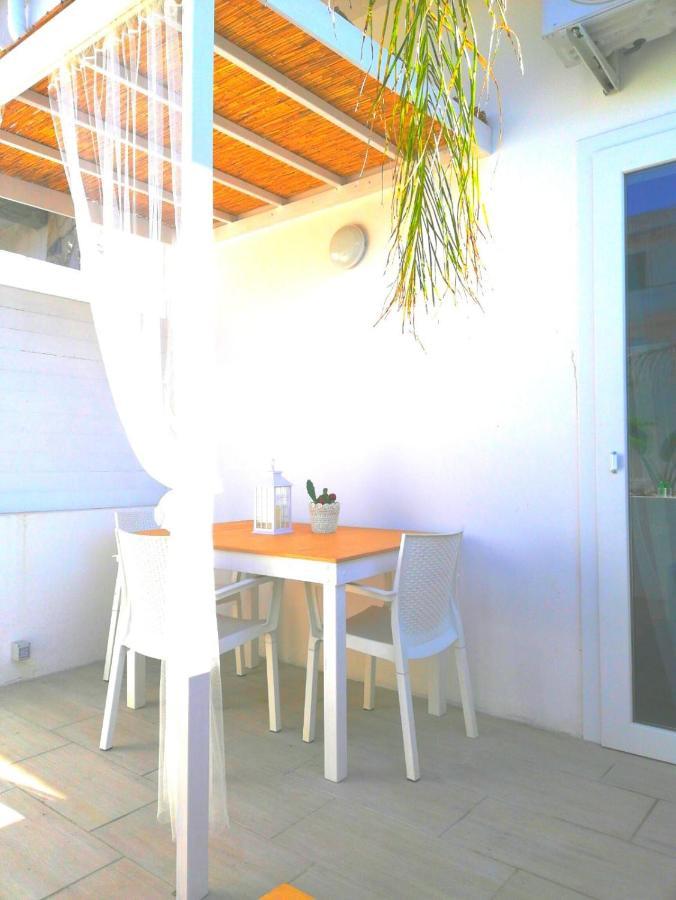 B&B Suites Via Del Mare Presicce Bagian luar foto