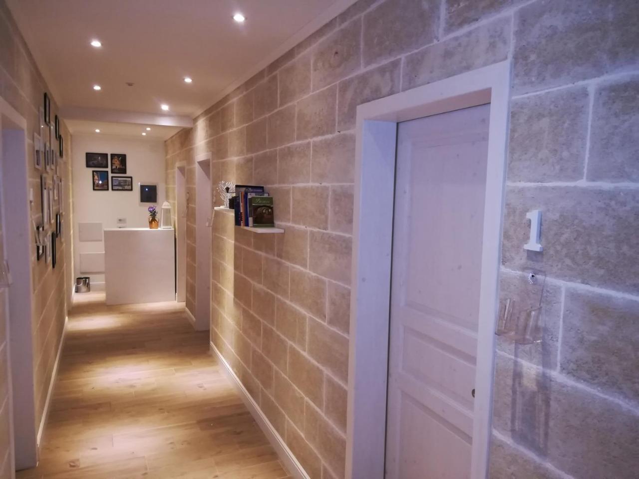 B&B Suites Via Del Mare Presicce Bagian luar foto
