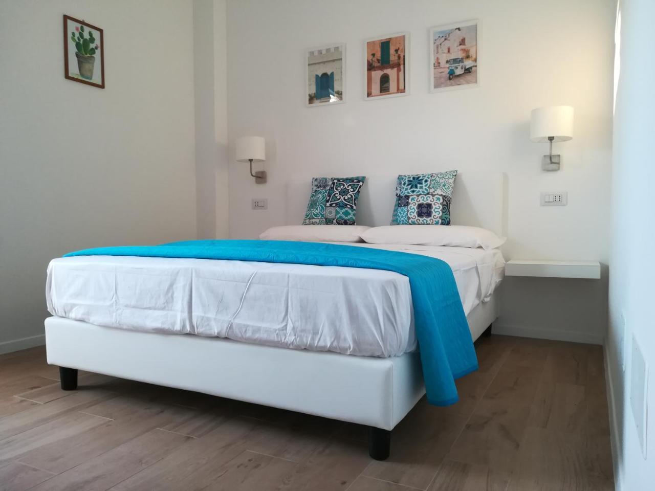 B&B Suites Via Del Mare Presicce Bagian luar foto