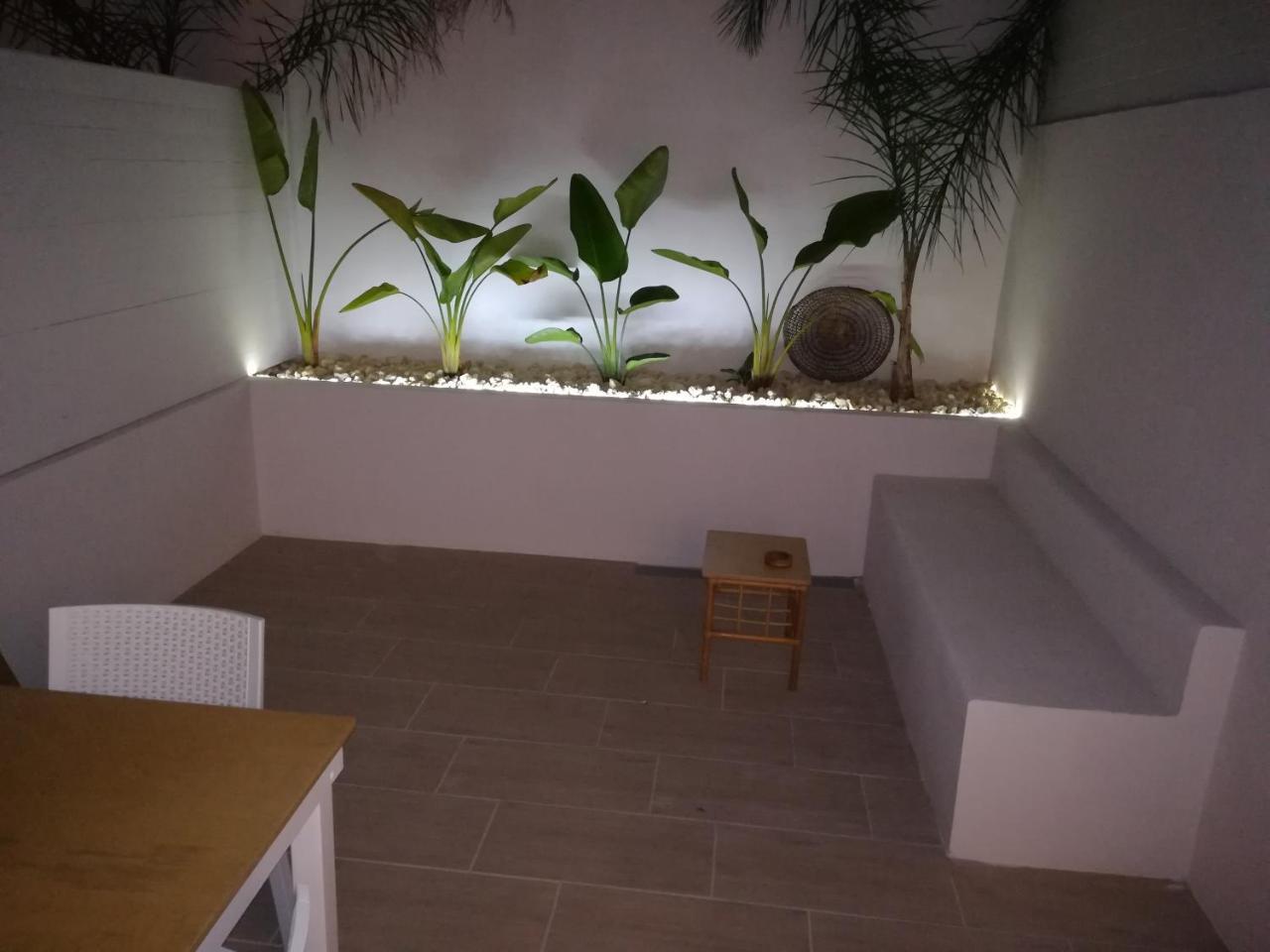 B&B Suites Via Del Mare Presicce Bagian luar foto