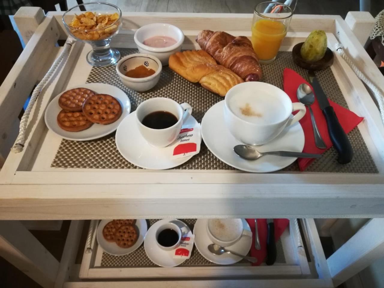 B&B Suites Via Del Mare Presicce Bagian luar foto