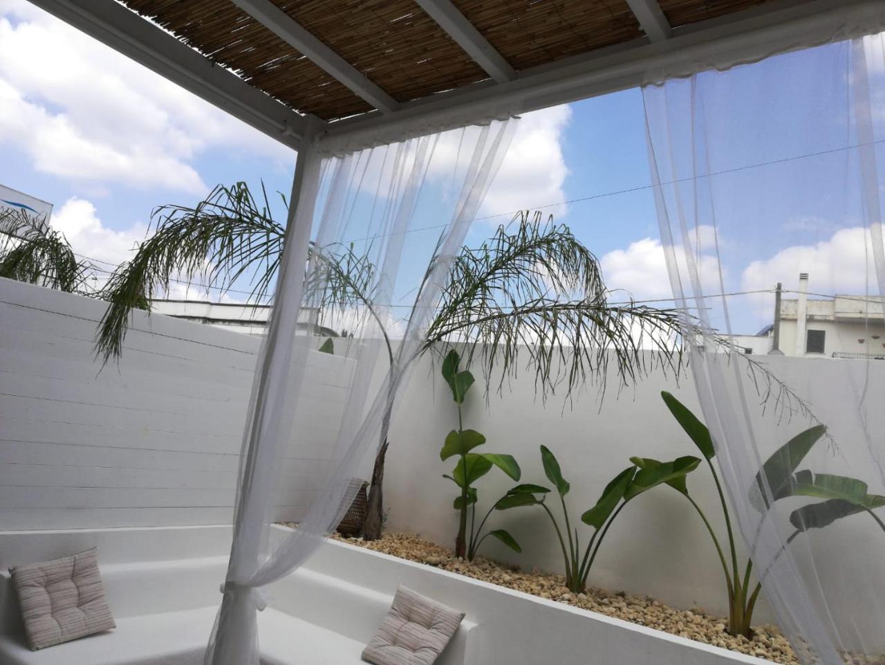 B&B Suites Via Del Mare Presicce Bagian luar foto